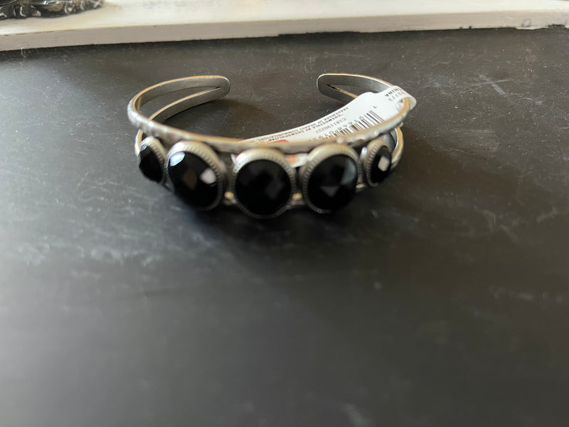 bracelet with 5 stones
